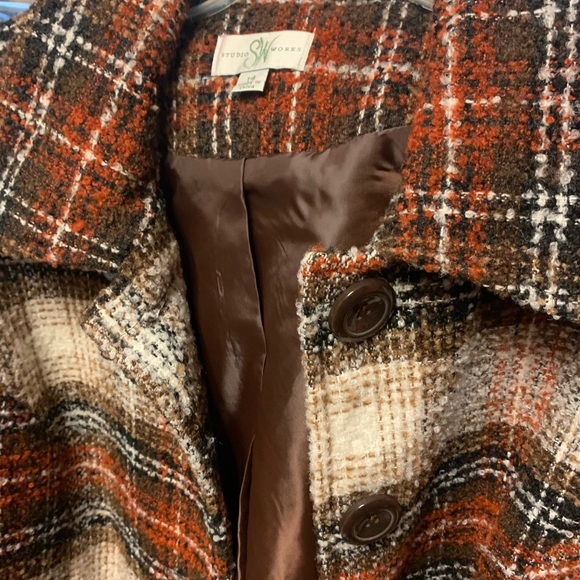 Size 14 blazer color multi color - Picture 3 of 5